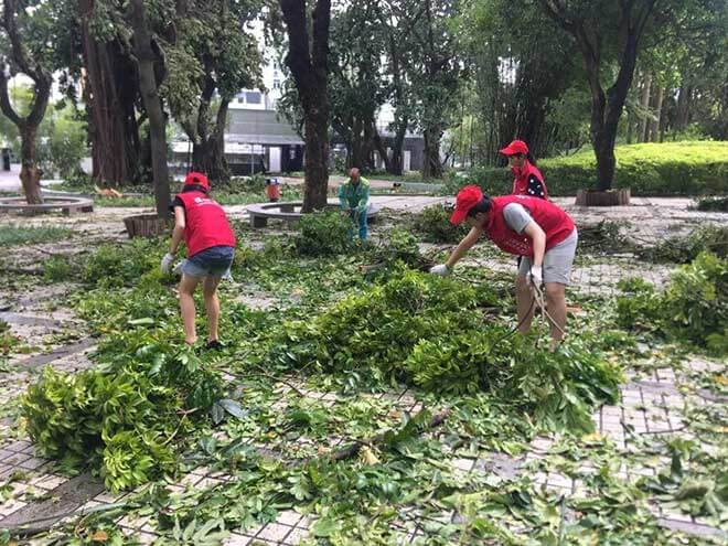 Join In The Volunteer Team After Super Typhoon Shanzhu Swept